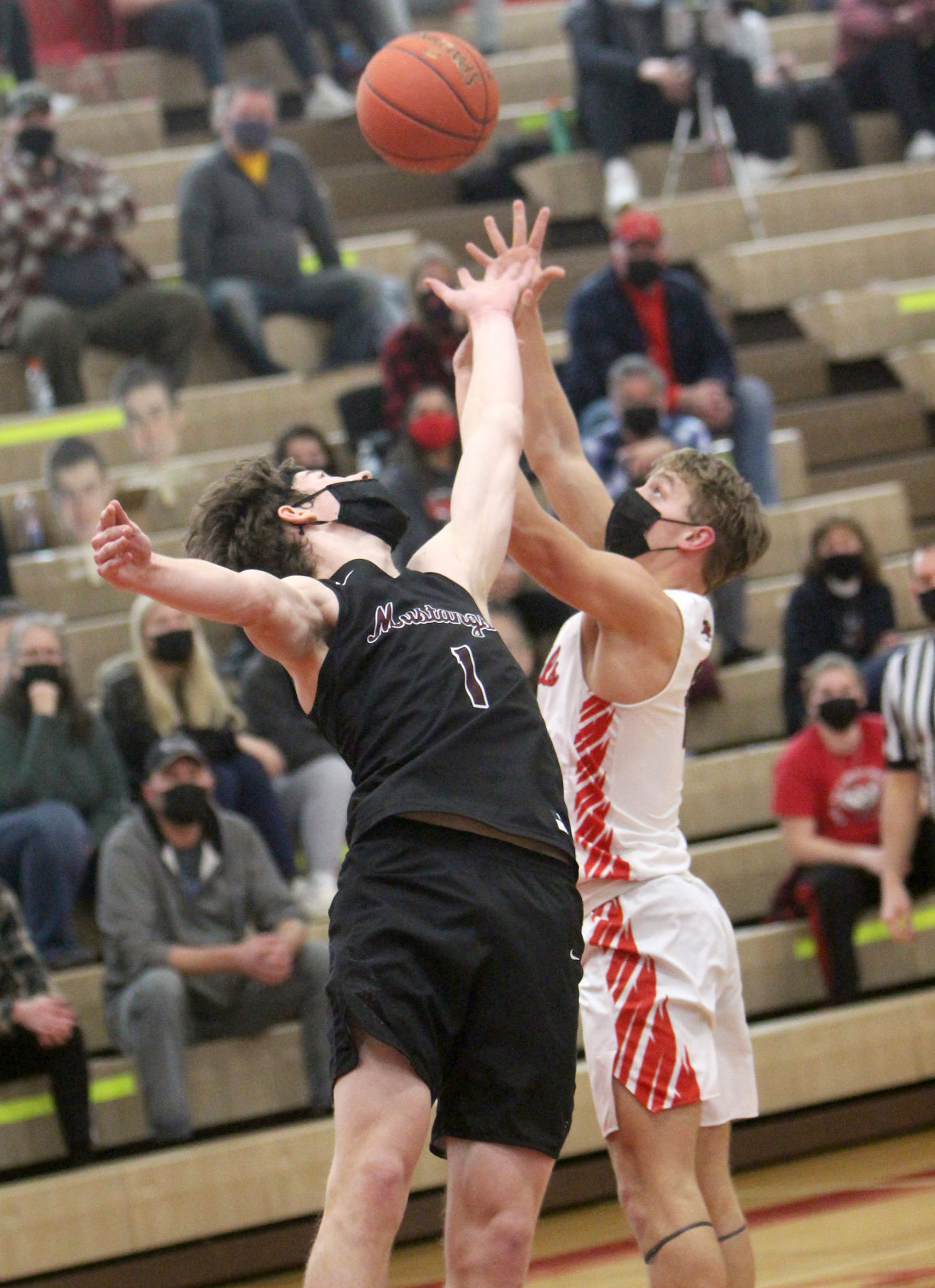 Menomonie at Chi-Hi boys basketball 2-6-21
